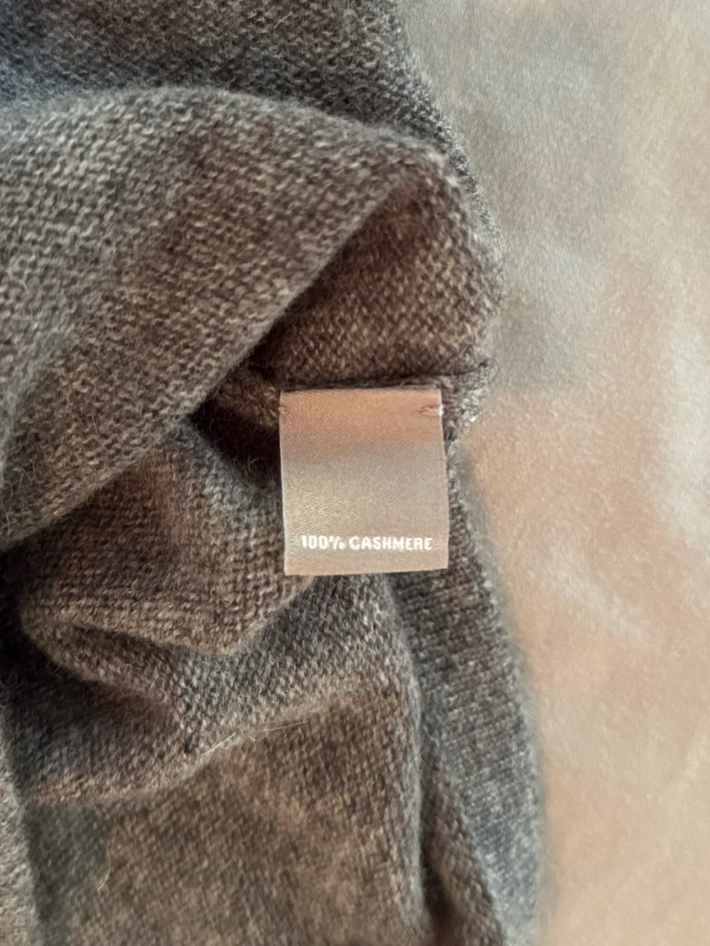 NEIMAN MARCUS 100% Cashmere Grey Sleeveless Tank Top - Picture 10 of 13